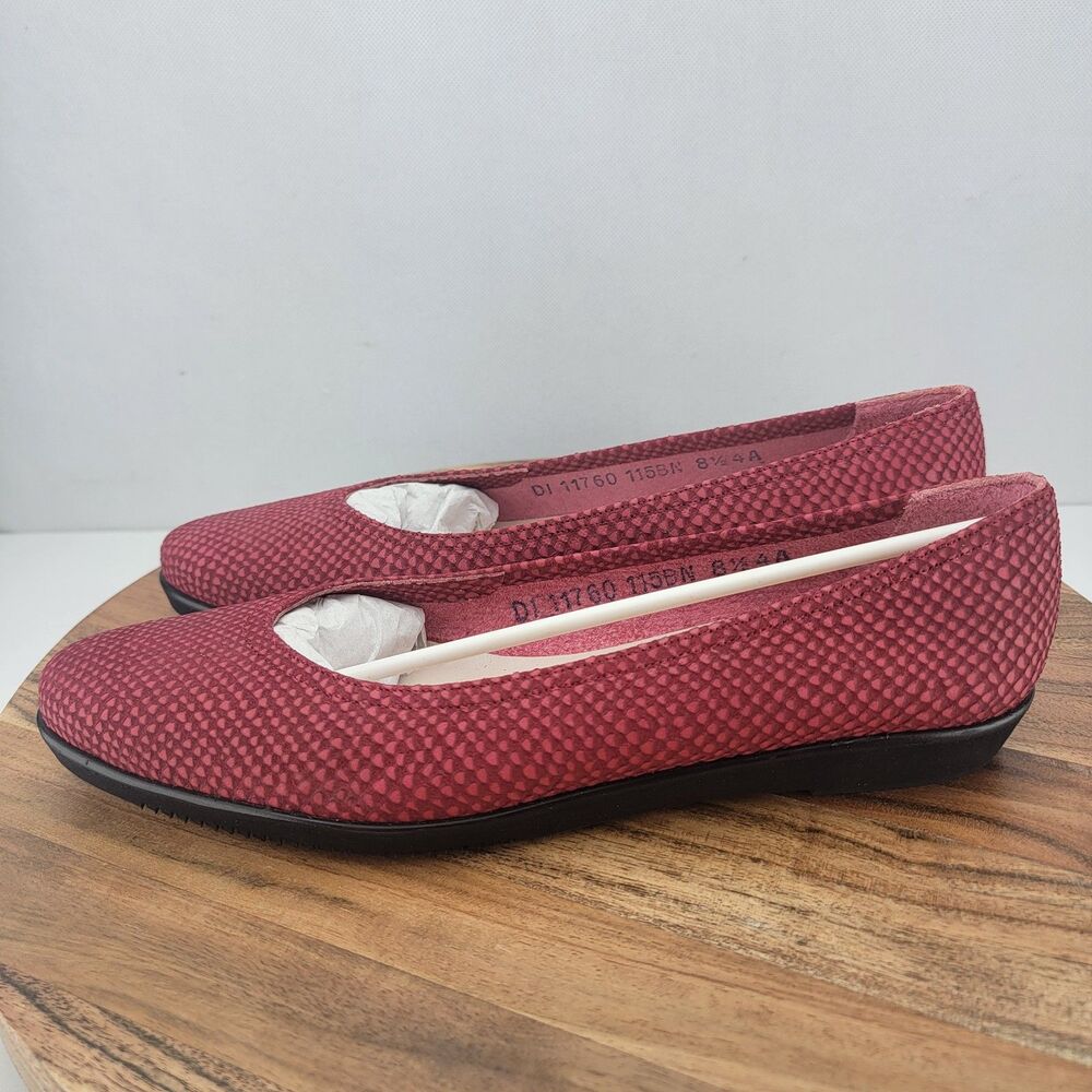 Salvatore Ferragamo W Size 8.5 AAAA NARROW Red Nubuck Calf Strana Loafers NIB